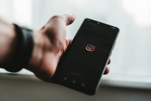learn how to schedule instagram posts in 2023 to save time and money on marketing efforts for your small business